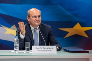 Χατζηδάκης- ΑΕΠ: Τετραπλάσιοι ρυθμοί ανάπτυξης από τον μ.ο. της ευρωζώνης