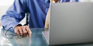 Τι προβλέπει η απόφαση για ευπαθείς ομάδες εργαζομένων και τηλεργασία