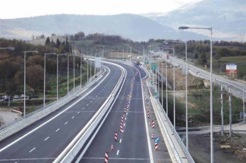Προς ολοκλήρωση οι οδικοί άξονες