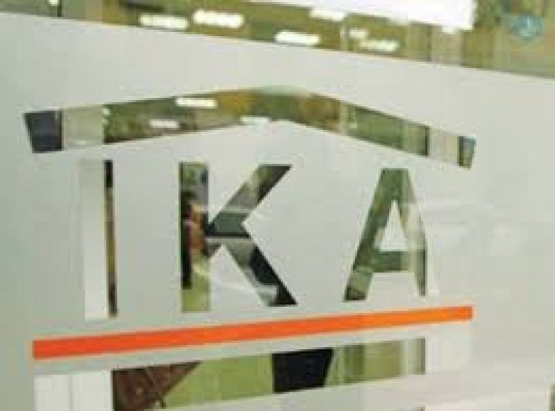 Η "μαύρη τρύπα" στα ταμεία φέρνει μειώσεις στις συντάξεις