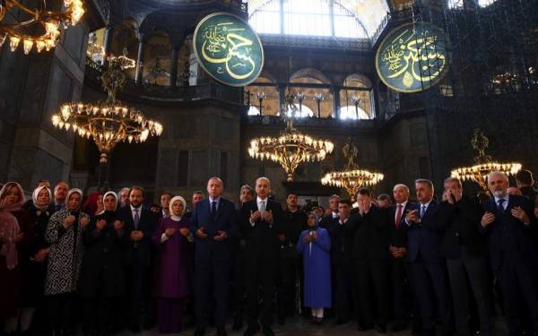 Η Αγιά Σοφιά σύμβολο της αποτυχίας του Ερντογάν