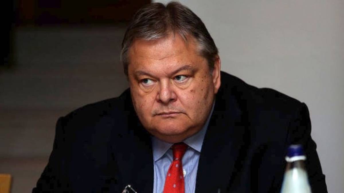 Βενιζέλος: Παράνομο το αίτημα άρσης της ασυλίας Λοβέρδου