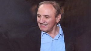 Τζουμάκας για διαγραφή του: Θα τρίζουν τα κόκκαλα του Ανδρέα Παπανδρέου