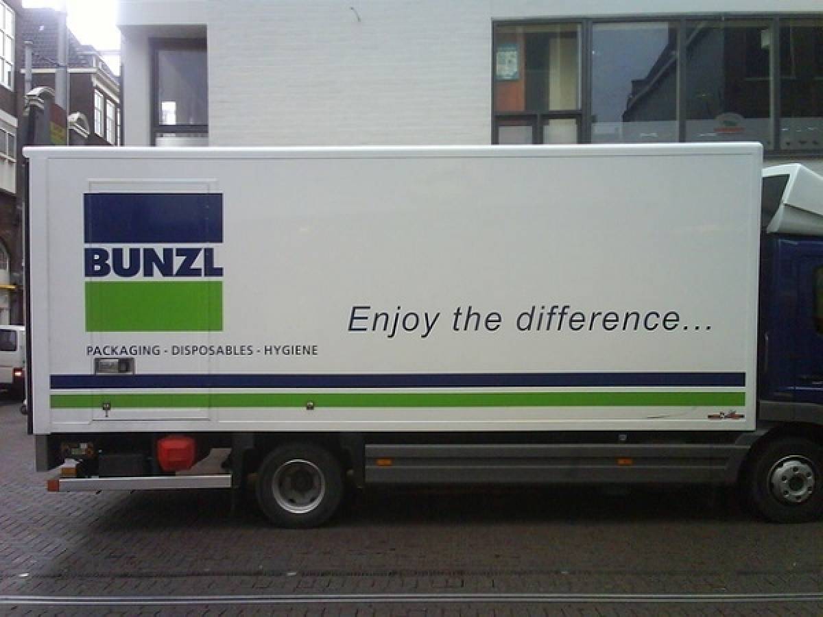 Αυξημένα κέρδη στο πρώτο εξάμηνο για τη Bunzl