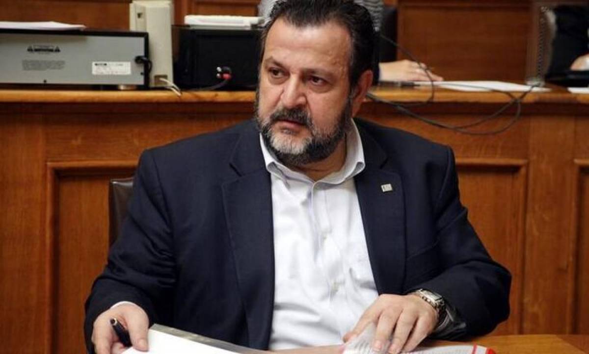 ΚΙΝΑΛ: Απέσυρε την υποψηφιότητά του ελέω Παπανδρέου ο Κεγκέρογλου