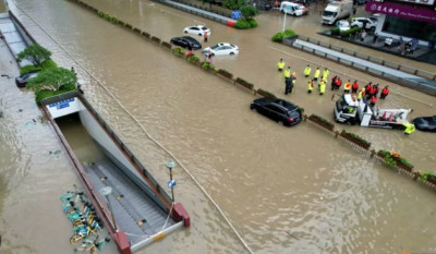 Τυφώνας στην Κίνα «ξεσπίτωσε» 31.000 ανθρώπους