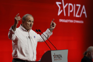 Τζουμάκας: Nα προχωρήσουμε σε υπέρβαση με ενότητα και νέους αγώνες