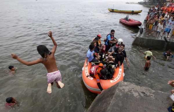 Φιλιππίνες: Δεκάδες νεκροί σε ναυάγιο πλοίου