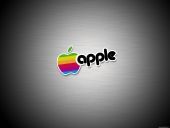Στα 700 δισ. δολάρια η κεφαλαιοποίηση της Apple