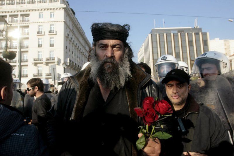 «Δεν μας άφησαν να πάρουμε τα αρνιά-Άσε το ψεκαστήρι, σε τελειώνω»