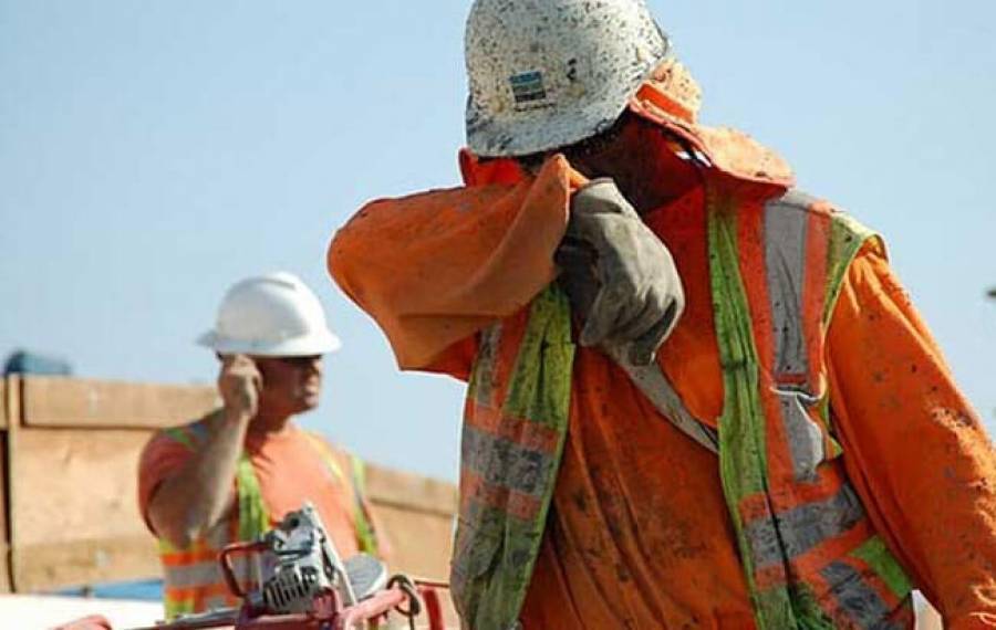 Υπ. Εργασίας: Έλεγχοι ενόψει καύσωνα για προστασία των εργαζομένων