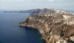 Επιστημονική Επιτροπή Εκτίμησης Σεισμικού Κινδύνου: Σαντορίνη-Κλειστά σχολεία και αποφυγή συγκεντρώσεων