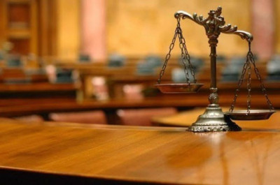 «Bολές» της Ένωσης Δικαστών-Εισαγγελέων κατά κυβέρνησης αλλά και Τζανερίκου