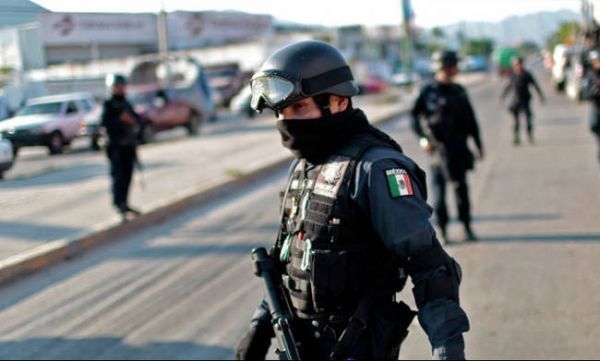Μεξικό: Σε διαθεσιμότητα 185 αστυνομικοί για συμμετοχή σε κλοπή καυσίμων