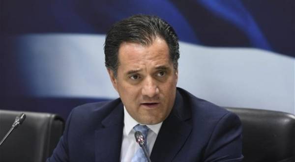 Γεωργιάδης: Τα τρόφιμα στα σούπερ μάρκετ επαρκούν μέχρι τον Ιούνιο