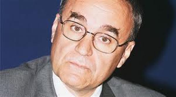 Ο κ. Π. Γερμανός ρυθμιστής της αγοράς τηλεπικοινωνιών