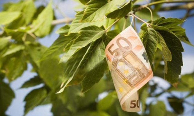 ΥΠΑΑΤ: Πριν την κάλπη υποσχέσεις για νέες... πληρωμές Εξισωτικής Αποζημίωσης