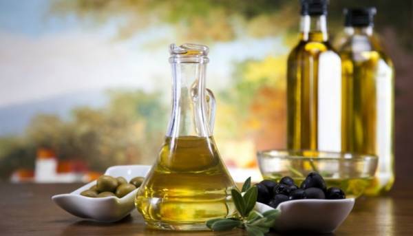 Αμερικανικοί δασμοί: Δεν επιβαρύνονται ελληνικό ελαιόλαδο και ελιές