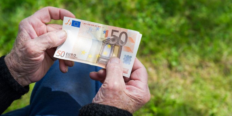 Πότε θα καταβληθούν οι συντάξεις Μαρτίου