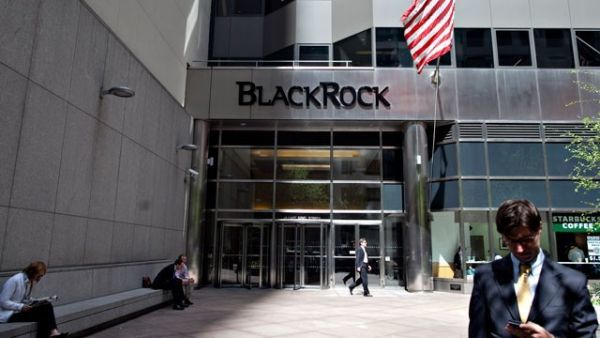 Βlack Rock: Νυν υπέρ πάντων ο αγών για τα CDS