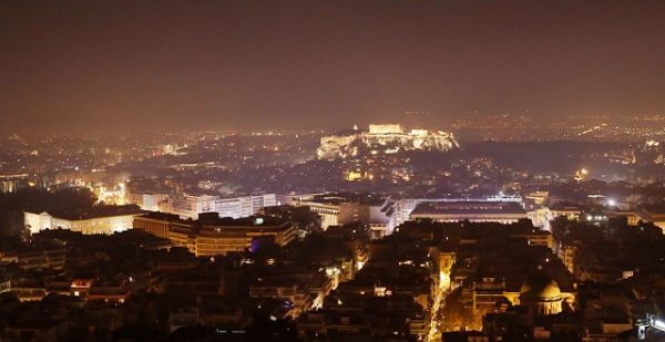 ΥΠΕΝ: Σύσταση για ατομοσφαιρικό κίνδυνο από τα τζάκια