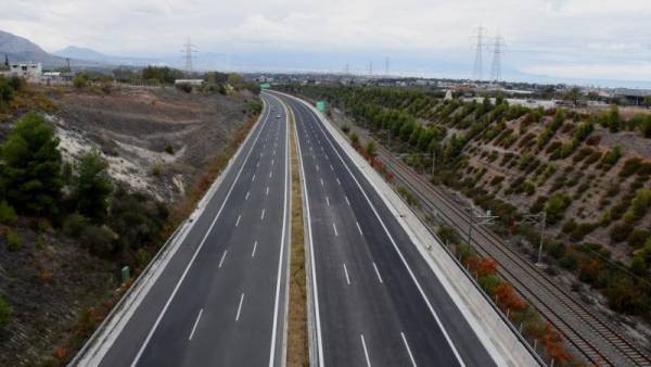 Εγκαίνια:Ο πιο επικίνδυνος δρόμος στην Ελλάδα γίνεται σύγχρονος και ασφαλής