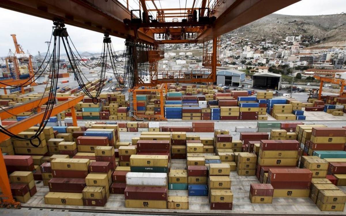 Οπισθοχώρησαν οι ελληνικές εξαγωγές το Μάρτιο