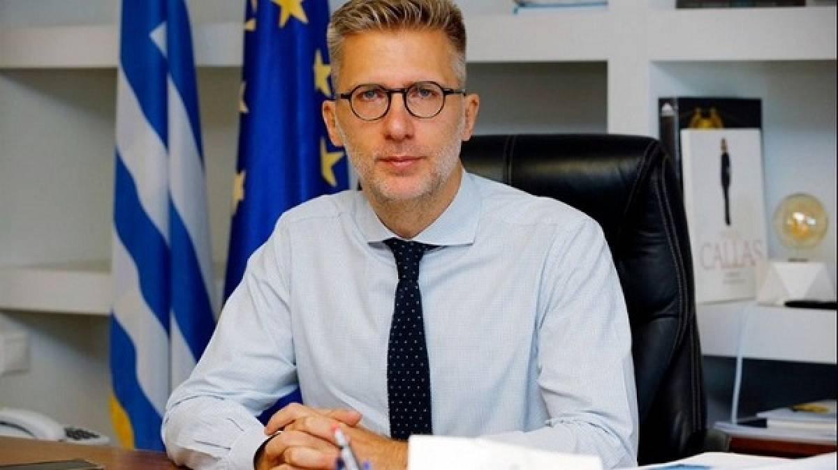 Σκέρτσος: Η κυβέρνηση δεν παίρνει διχαστικά μέτρα-Προστατεύουν τη δημόσια υγεία