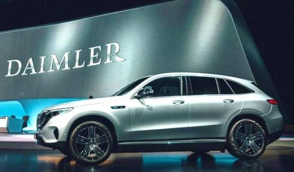 Daimler: Άυξηση καθαρών κερδών και πωλήσεων στο γ' τρίμηνο