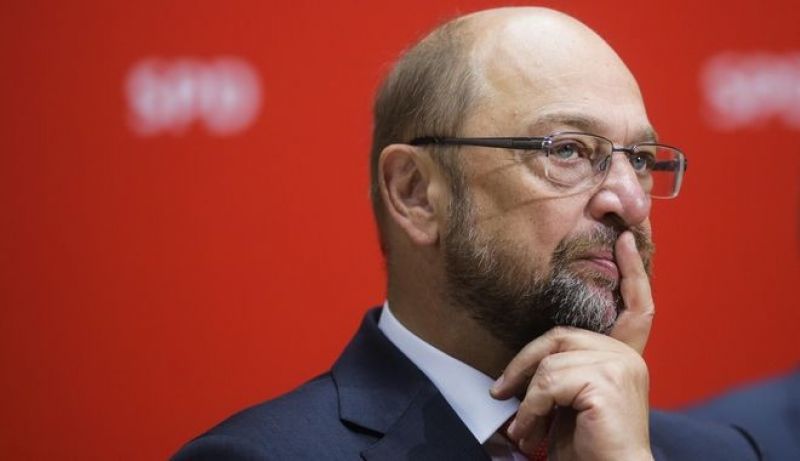 Εγκαταλείπει την ηγεσία του SPD ο Σουλτς