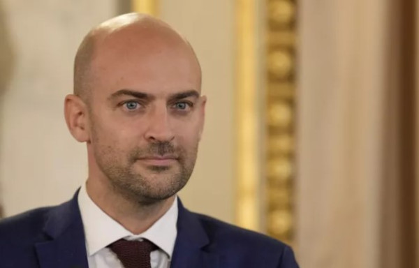Γάλλος ΥΠΕΞ: Επιβεβαίωσε την έκτακτη συνάντηση Ευρωπαίων ηγετών στο Παρίσι