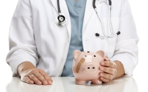 Η Υγεία πολιτικό και κοινωνικό ανάχωμα για την κυβέρνηση