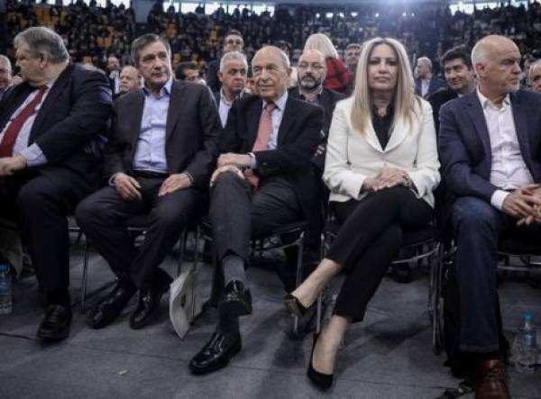 Η Φώφη Γεννηματά πρότεινε υποψήφιους για την Προεδρία της Δημοκρατίας