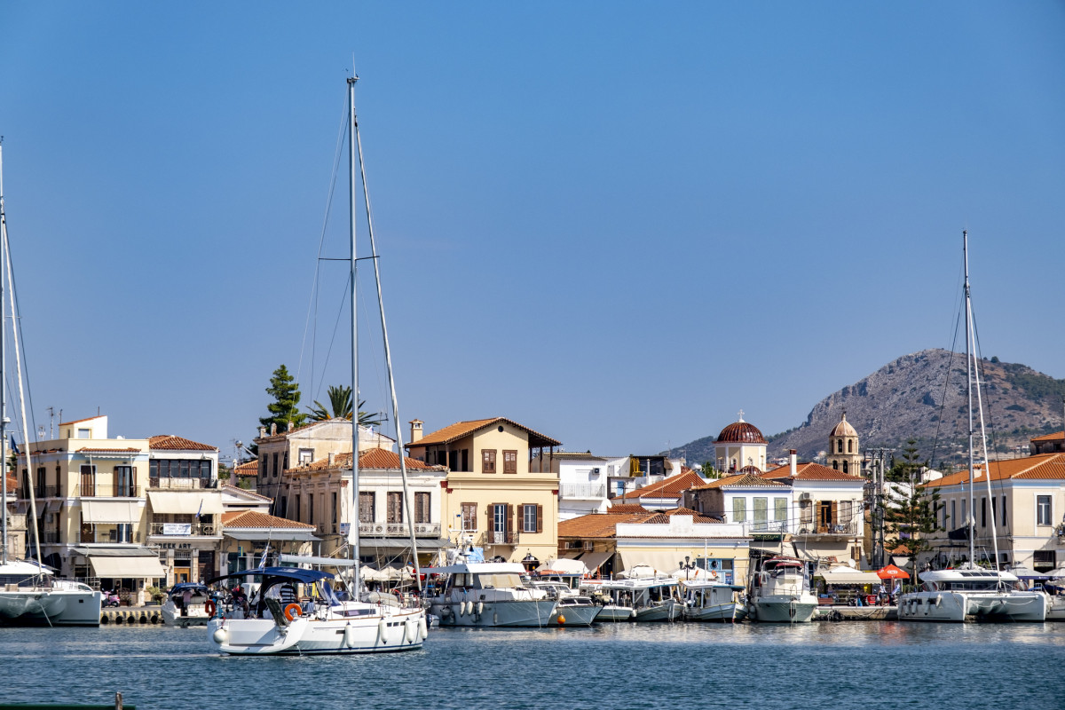 Ferryscanner: Η Αίγινα πρωταγωνίστησε στις αποδράσεις των Ελλήνων την Καθαρά Δευτέρα