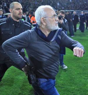 Aναβολή ξανά στη δίκη Σαββίδη για την εισβολή με περίστροφο