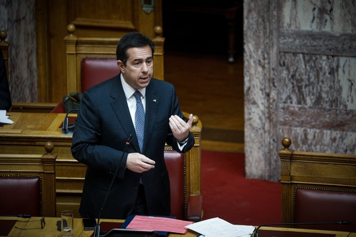 Ψηφίστηκε ο Κώδικας Μετανάστευσης-Μηταράκης: Υπηρετούμε το συμφέρον του ελληνικού λαού