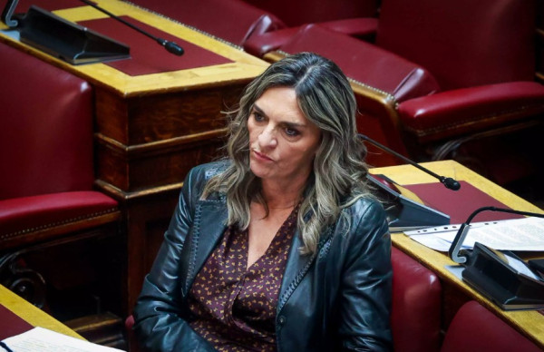 Νέα Αριστερά: Η Πέτη Πέρκα νέα πρόεδρος της ΚΟ μετά την παραίτηση Χαρίτση