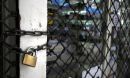 Δίχως τέλος τα «λουκέτα» σε επιχειρήσεις που δεν εκδίδουν αποδείξεις