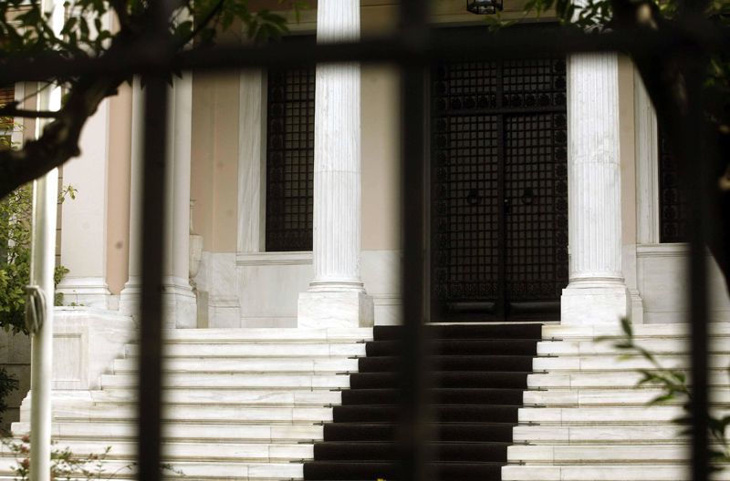 Συνάντηση Σαμαρά – Βενιζέλου: Τρόικα και Εκλογές στο επίκεντρο