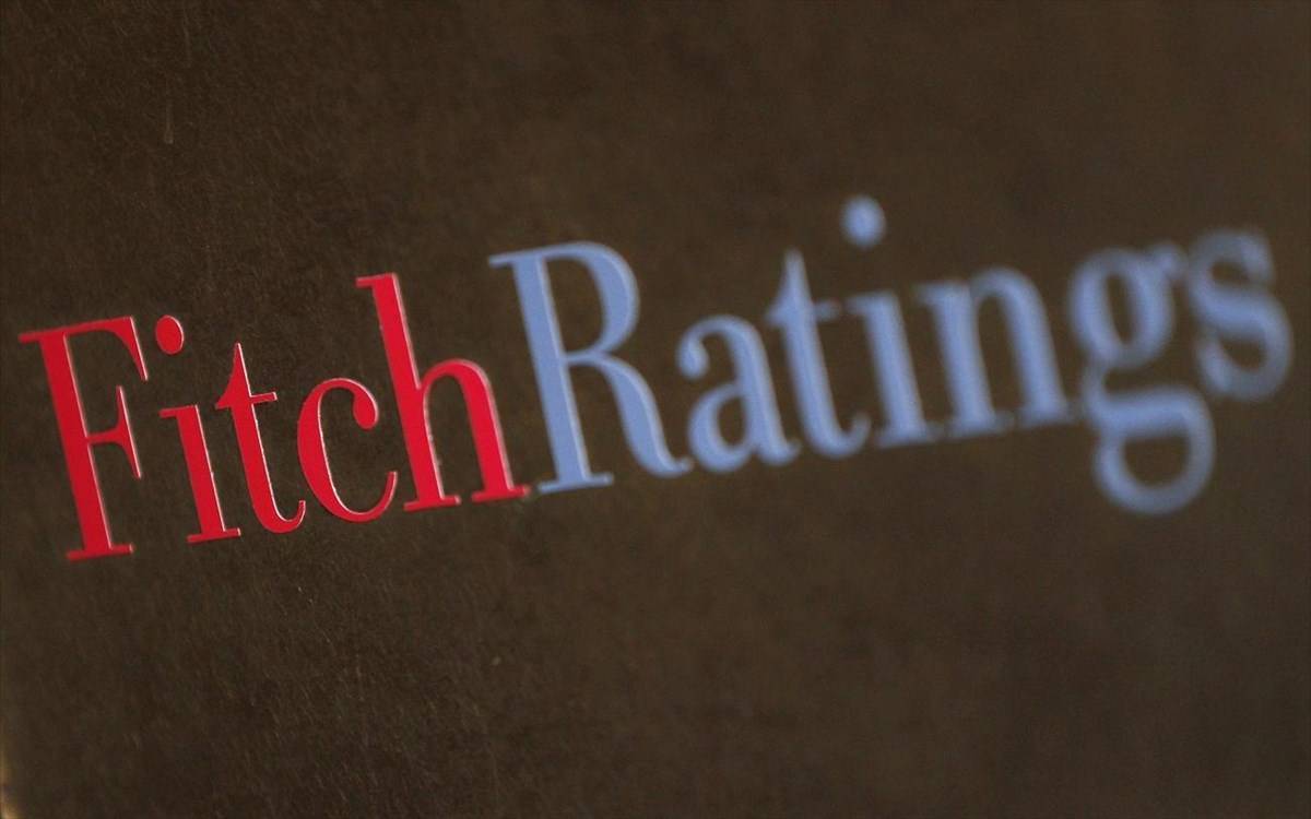 Fitch: Σταθερή στο ΒΒ η αξιολόγηση της Ελλάδας- Αναβαθμισμένες προοπτικές