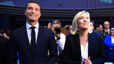 H Λεπέν επέλεξε τον νέο πρόεδρο της γαλλικής ακροδεξιάς