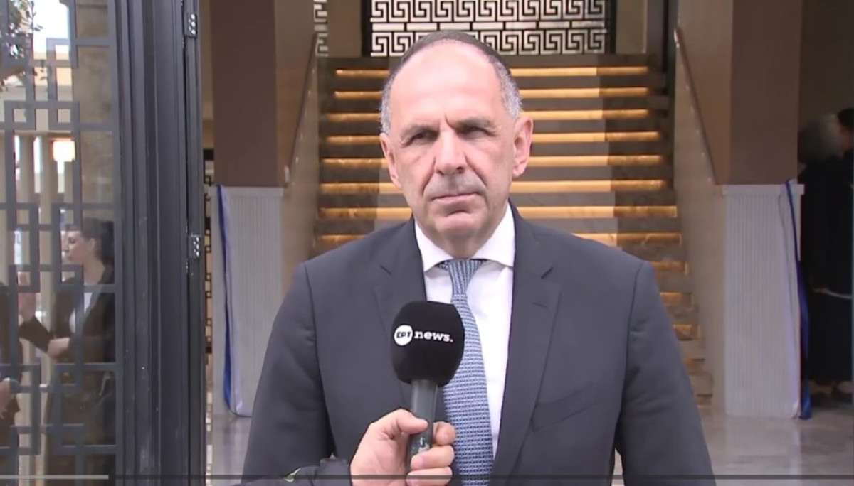 Γεραπετρίτης από Βεγγάζη: Συνεργασία Ελλάδας - Λιβύης σε ΑΟΖ, εμπόριο και μεταναστευτικό