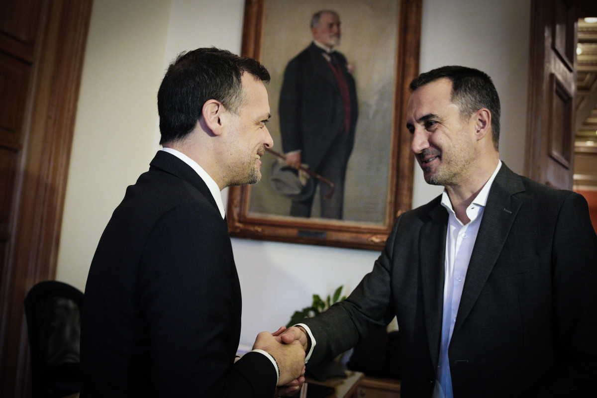 Συνάντηση Δούκα-Χαρίτση με αιχμές κατά κυβέρνησης-Ο ΕΔΣΝΑ στο επίκεντρο