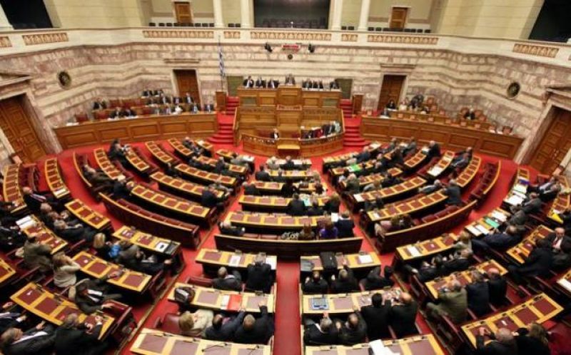 Αλλαγές στη ρύθμιση για την αναστολή χρηματοδότησης κομμάτων