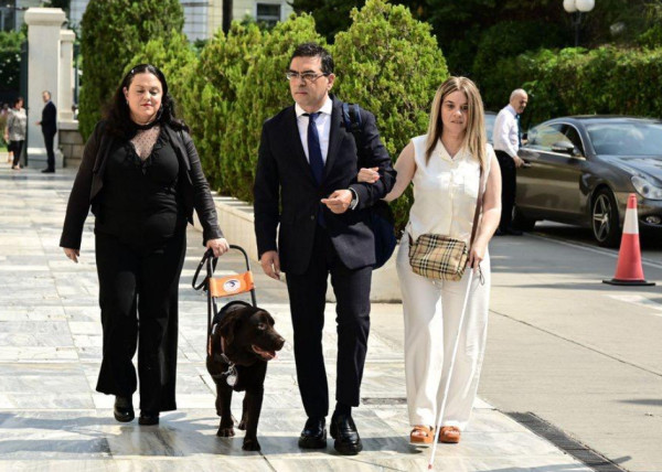 Ηχηρό μήνυμα του Γιώργου Σταμάτη στην ορκωμοσία της Βουλής