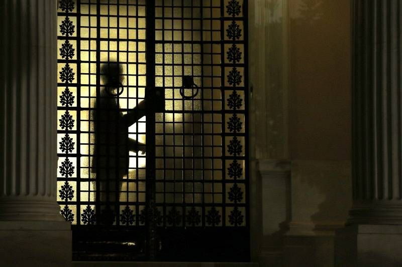 Ο Αλέξης Τσίπρας αντιμέτωπος με την σκληρή πραγματικότητα