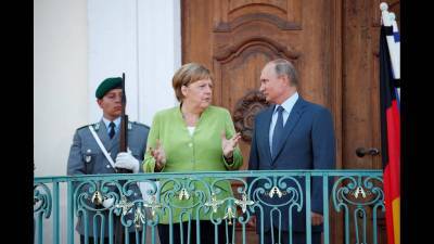 Επικοινωνία Μέρκελ- Πούτιν για Λιβύη και Nord Stream 2