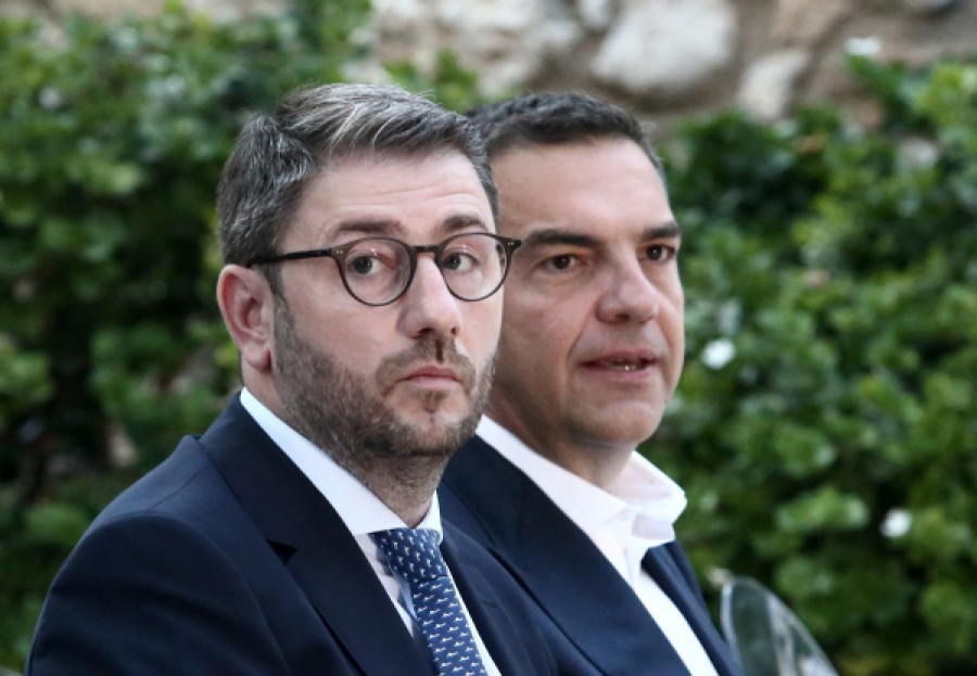 Πώς σχολίασαν τα κόμματα της αντιπολίτευσης την ομιλία Μητσοτάκη