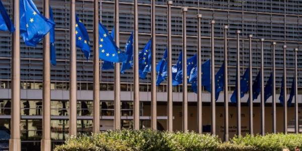Κομισιόν: «Πακέτο» βοήθειας €232 εκατ. για τον κοροναϊό