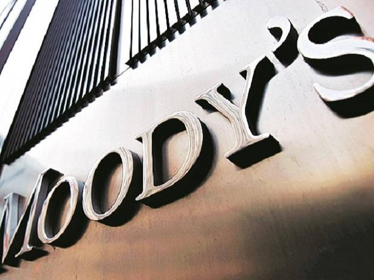 Προειδοποίηση Moody’s στη Βρετανία με φόντο το Brexit